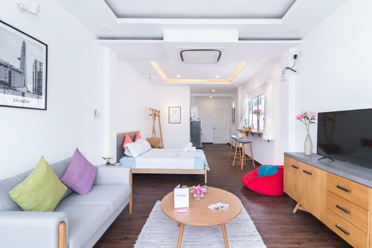 Simone'S Shophouse - Not A Hotel Хошимин Экстерьер фото